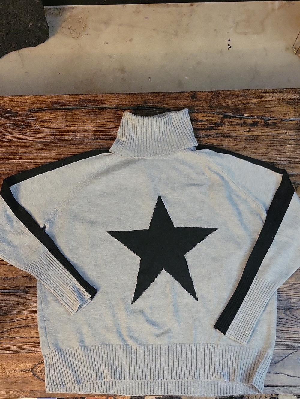 Sweet Romeo Light Gray Turtleneck Sweater with Black Star Large
